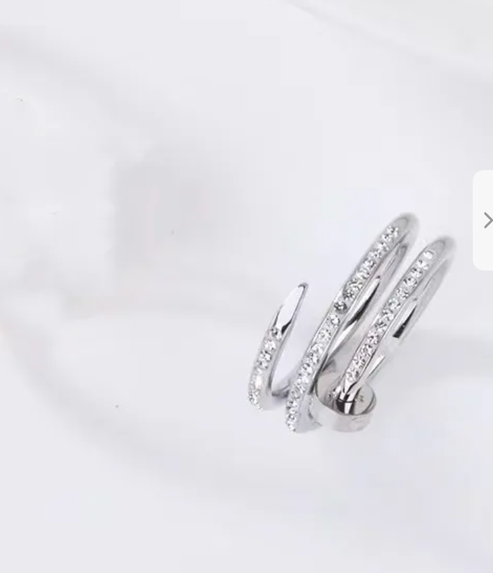 Mila Ring ND