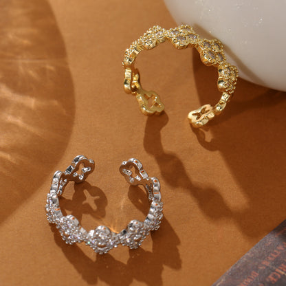 Niki Ring ND