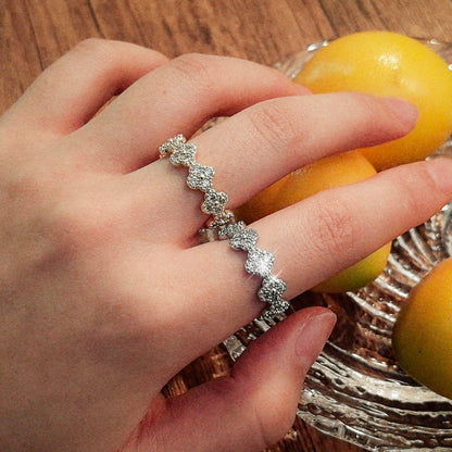 Niki Ring ND