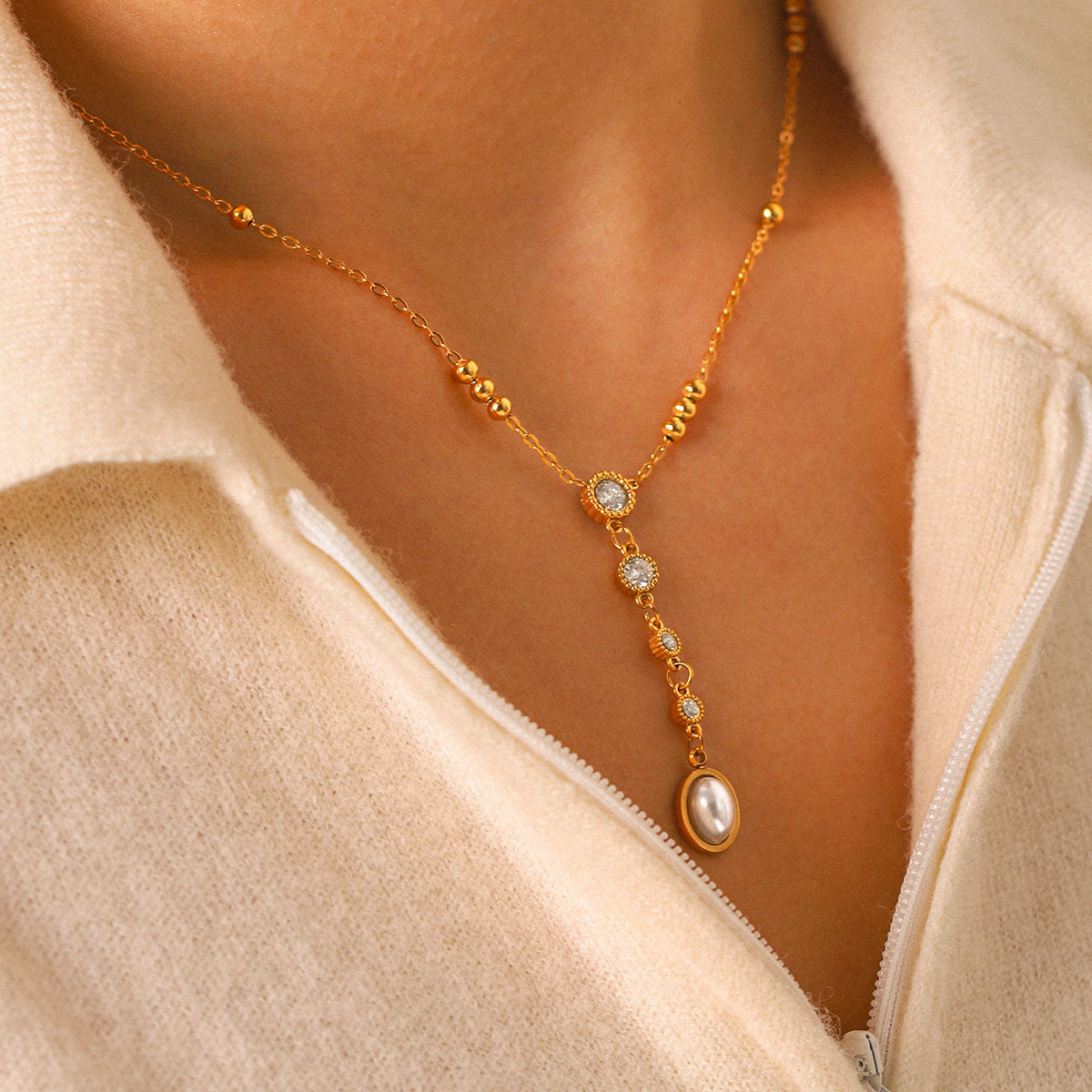 Sutton Necklace