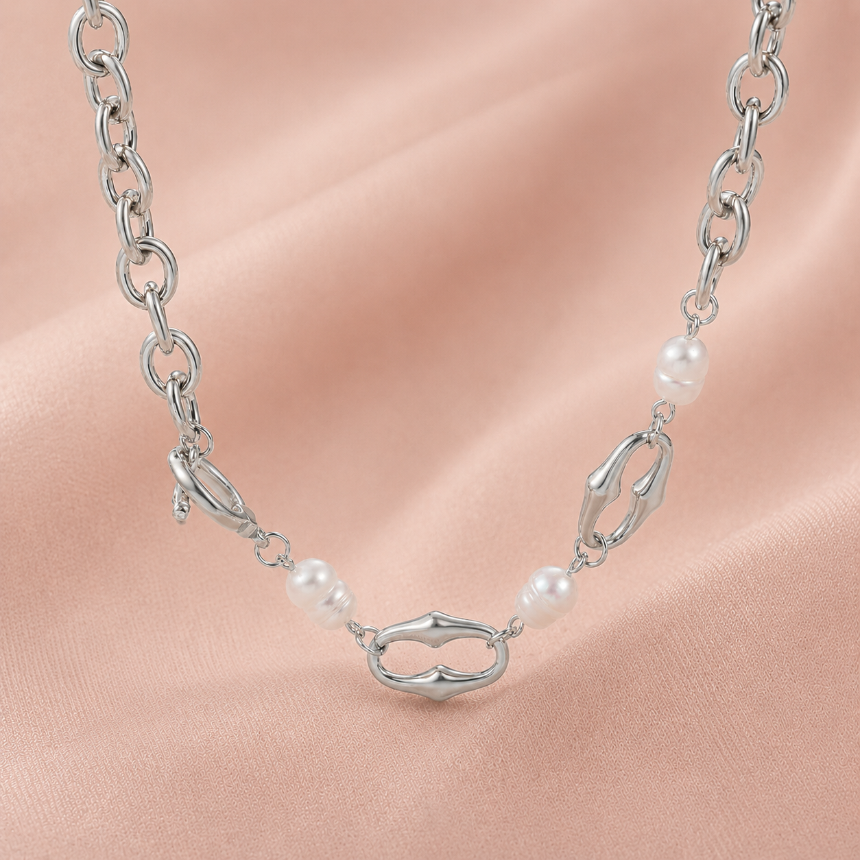 Melanie Necklace