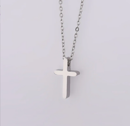 Mary Necklace