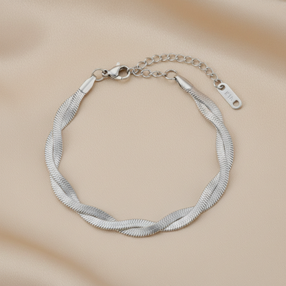 Lila Bracelet