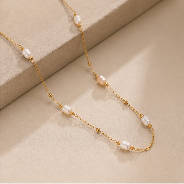 Ray Necklace